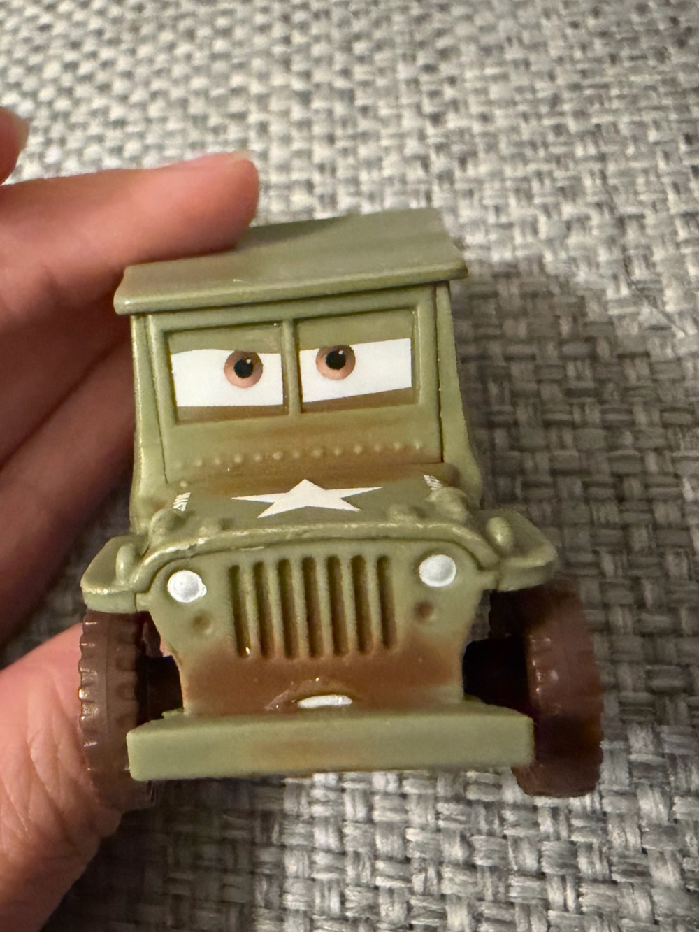 Pixar Cars Sarge color change diecast